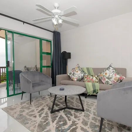 17 The Shades Umhlanga Rocks Apartamento Durban Exterior foto